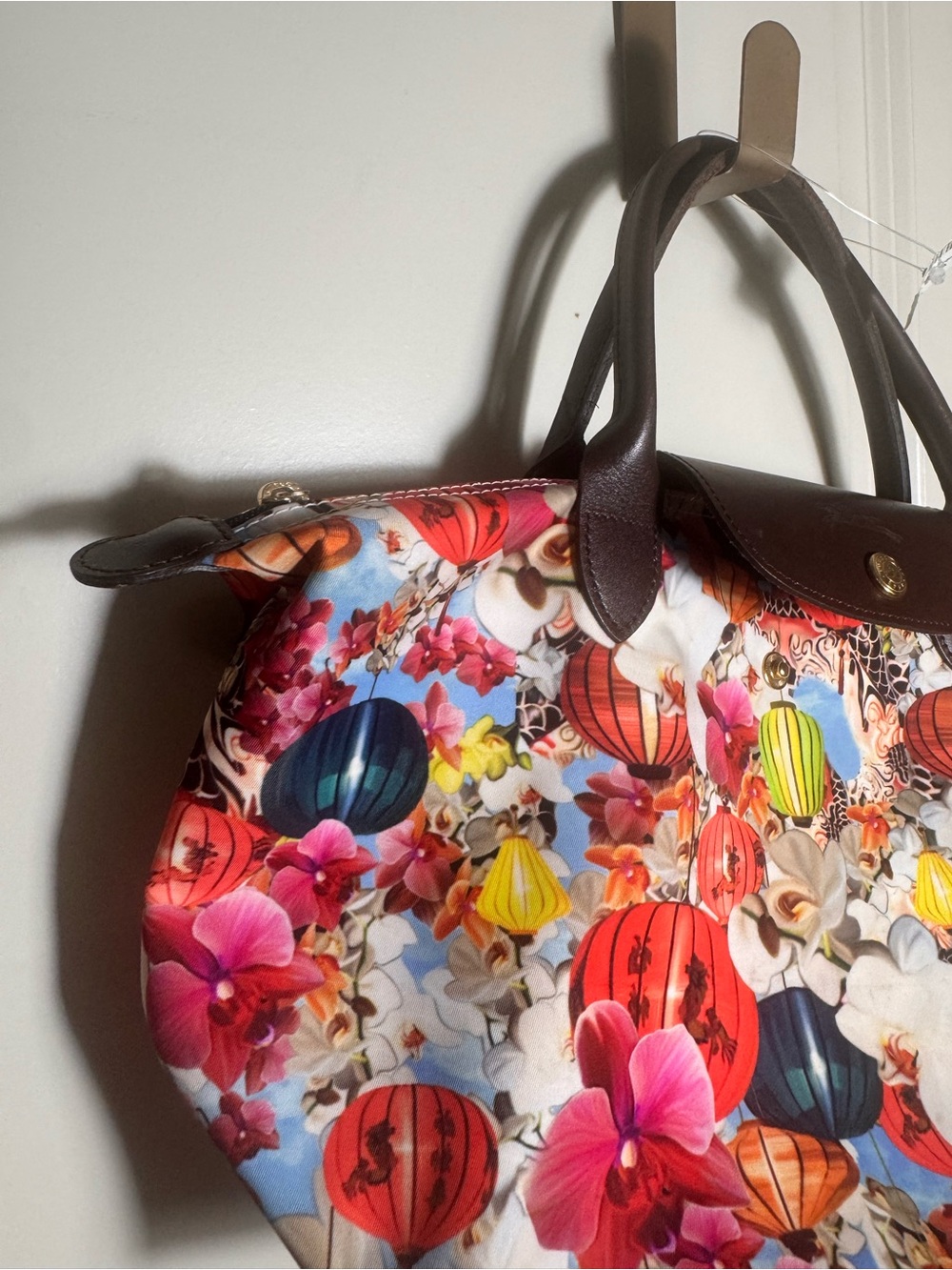 Limited edition Longchamp x Mary Katrantzou Le Pliage tote bag - Picture 14 of 16